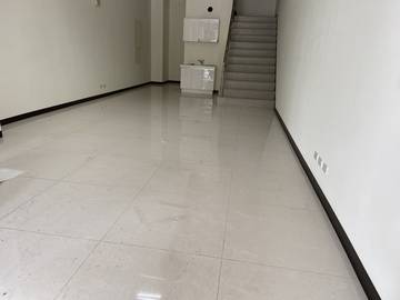005幸福頭前路金店面1+2樓